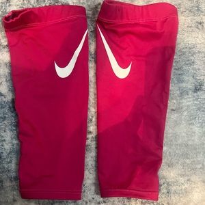 Pink Nike Arm sleeves - wrist
